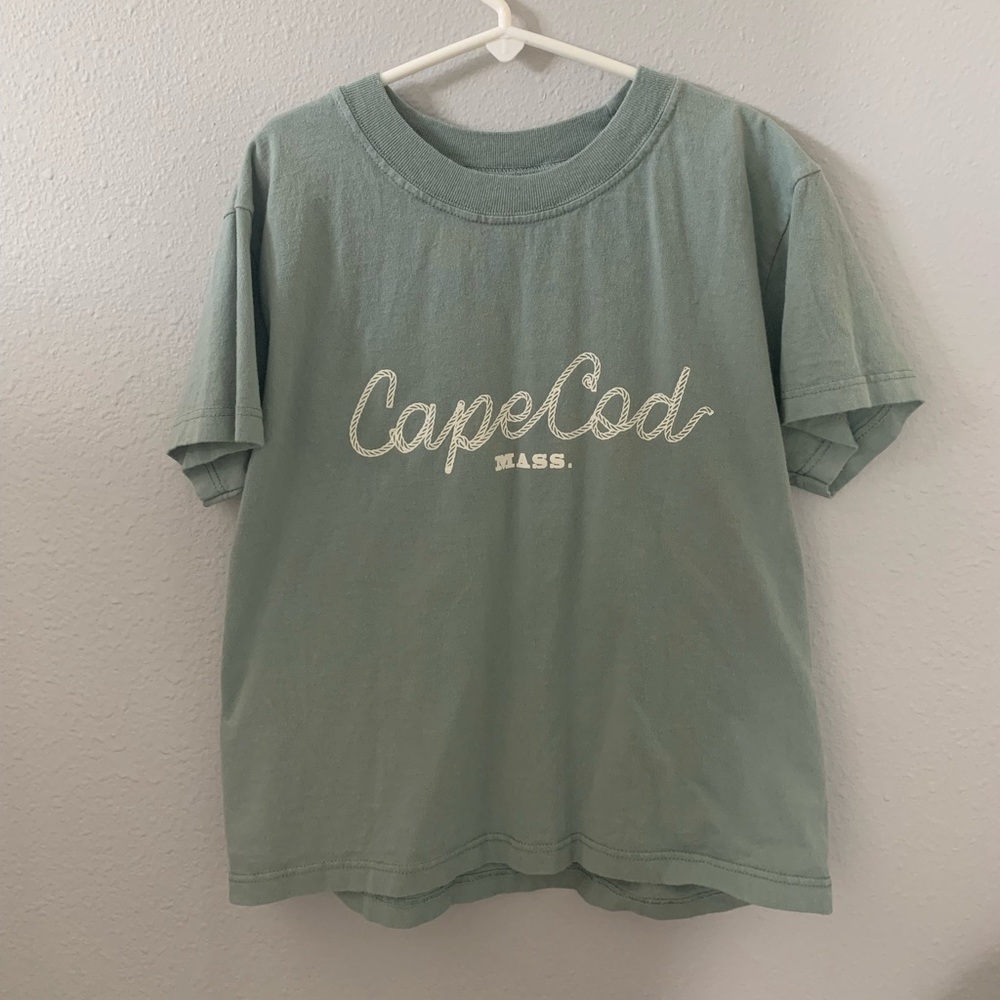 • Brandy Melville Cape Cod Tee •
